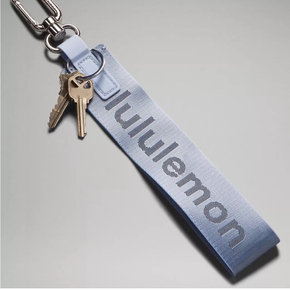 Lululemon | never lost keychain | blue linen/true navy - Picture 2 of 6